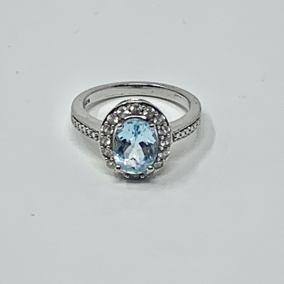 Sterling Aquamarine Ring Size 7 - Picture 5 of 6
